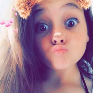 Meet your Posher, Amaris